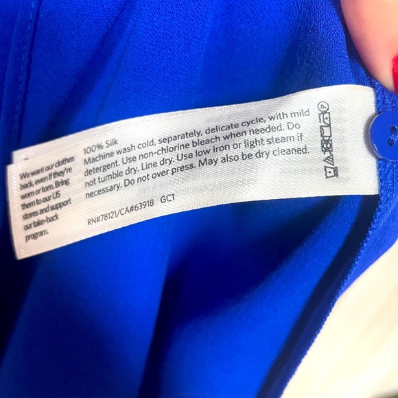 Eileen Fisher Blue 100% Silk V Neck Long Sleeve Hi Low Blouse Sz XS - Picture 4 of 5